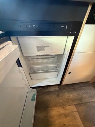 AUTOCARAVANA 16.000km CAMA GEMELA