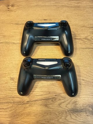 PS4 500GB + 2 Mandos