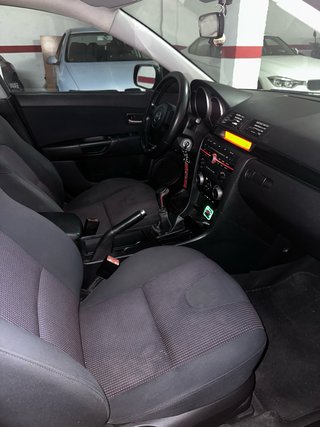 Mazda 3 2004