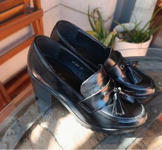 Mocasines tacón negros talla 37