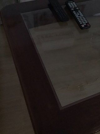Mesa Salom de madera con ruedas