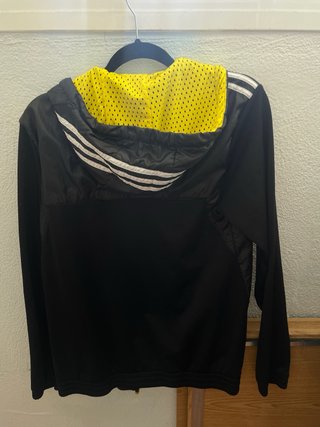 Chaqueta Adidas Negra y Amarilla