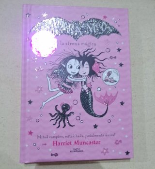 Isadora Moon y la sirena mágica / Isadora Moon ...