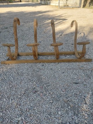 Perchero antiguo de madera