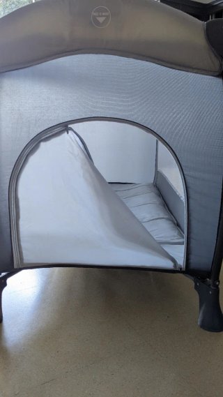 Cuna de viaje Hauck Sleep N Play Gris