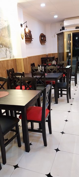 Sillas y Taburetes para Hogar/Bar. Rusticos