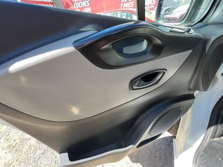Nissan NV300 | Desde 280€ ¡ SIN ENTRADA !