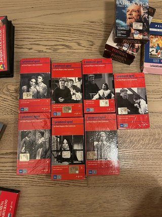Lotto VHS: Il Grande Squalo Bianco, Bibbia, Pelé