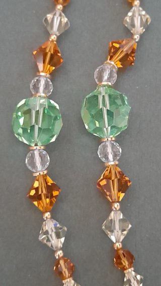 Collana cristallo sfaccettato con nappa