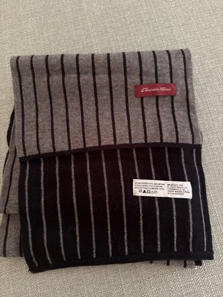 Bufanda Emilio Tucci Hombre Rayas Gris y Negra.