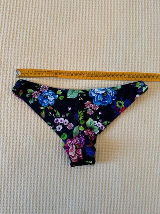 Mutandina costume floreale