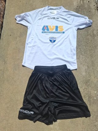 Completo Givova Maglia + Pantaloncini Calcio