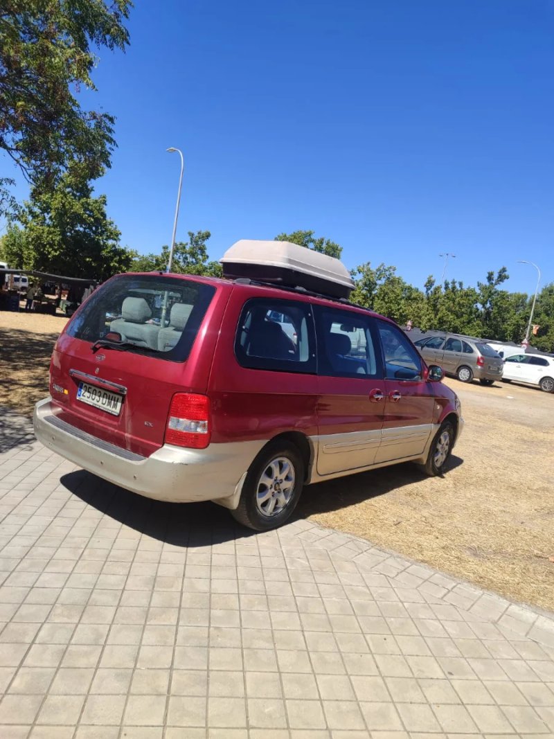 KIA Carnival 2005 - foto 1