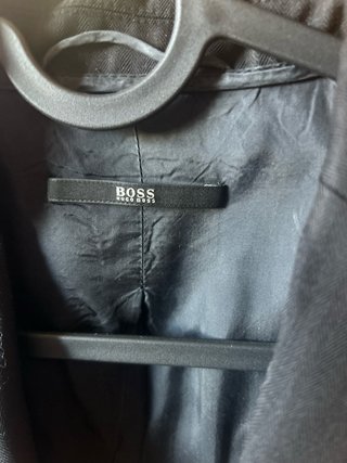 Americana Hugo Boss Negra