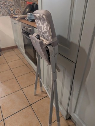 Trona plegable Ikea
