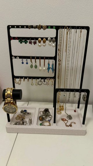 Expositor Joyas 3D Beige y Negro