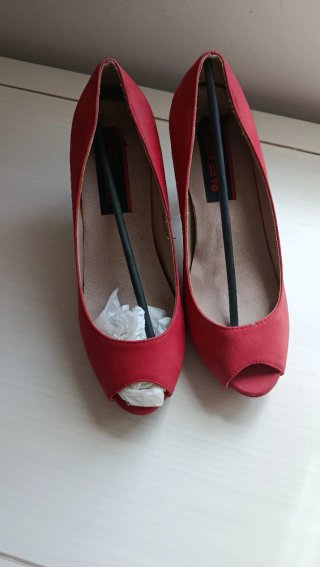 Zapatos rojos tacón peep toe 38