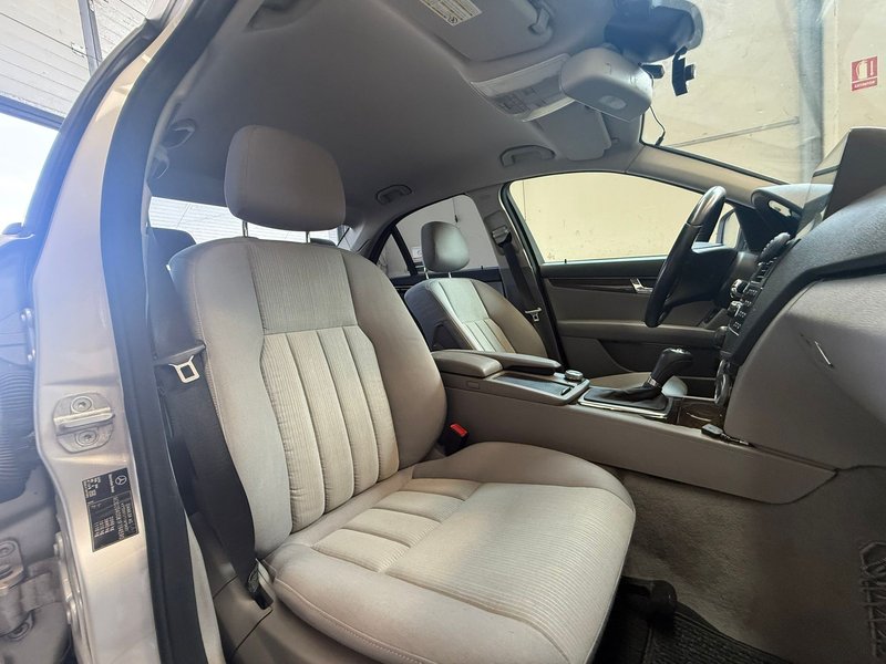 Mercedes-Benz Clase C 2008, foto 11