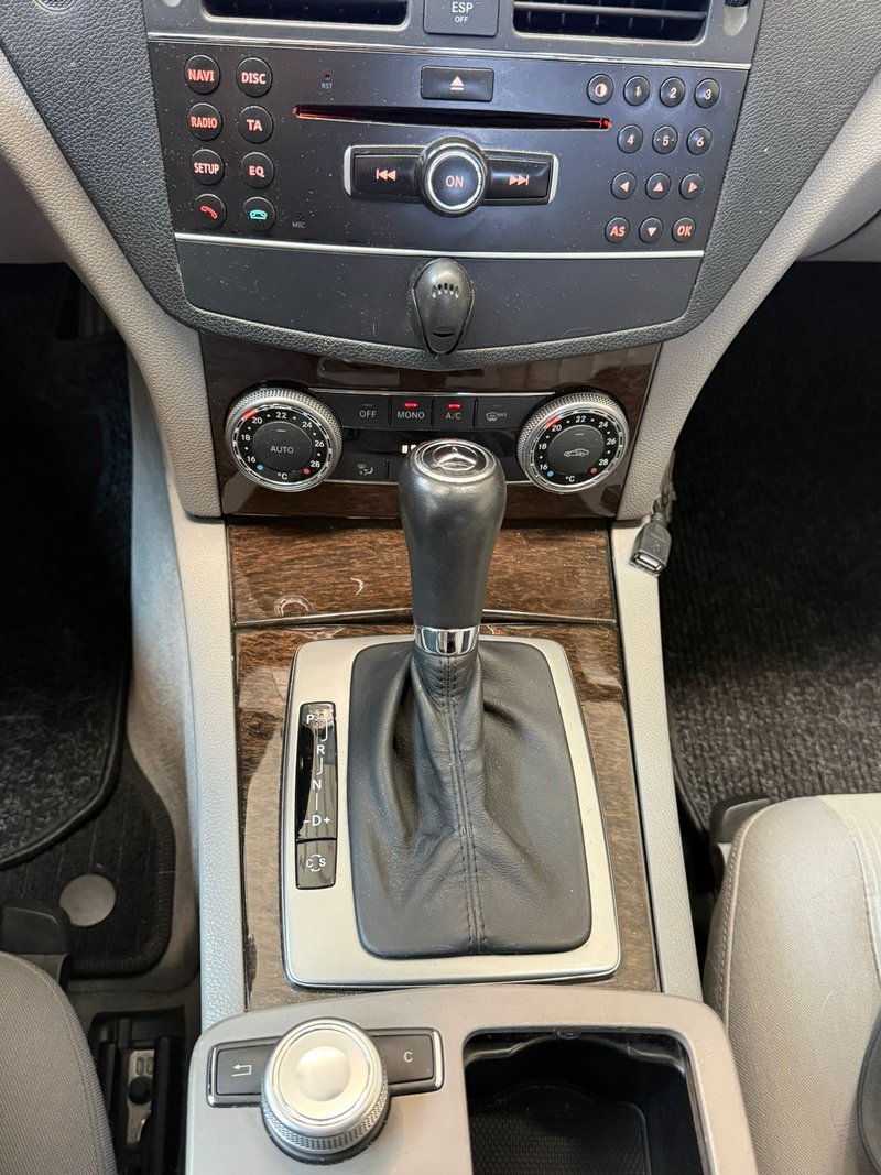 Mercedes-Benz Clase C 2008, foto 10