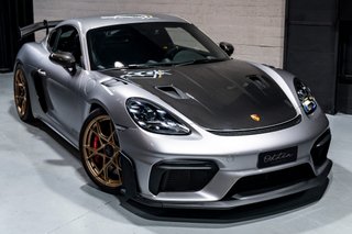 Porsche Cayman GT4 RS