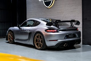 Porsche Cayman GT4 RS