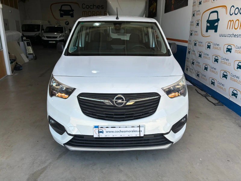 Opel Combo 2021, foto 2