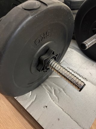 Conjunto pesas 60,5kg + banco musculación