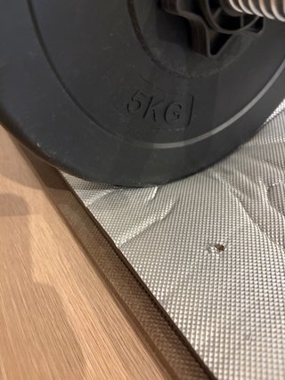 Conjunto pesas 60,5kg + banco musculación