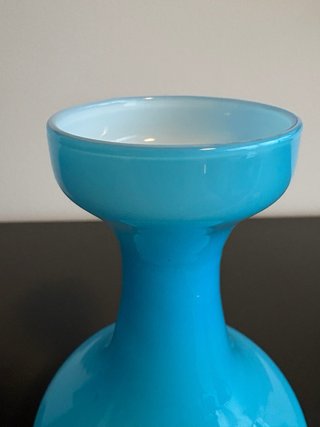 Muy bello jarrón de opalina vintage mid century
