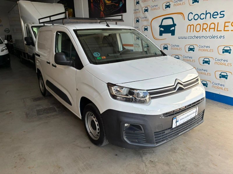 Citroën Berlingo 2021, foto 1