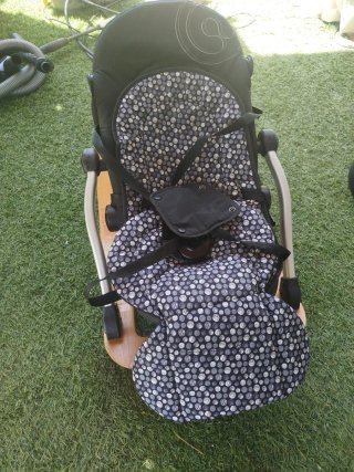 Mecedora infantil con estampado