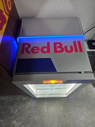 Nevera Red Bull