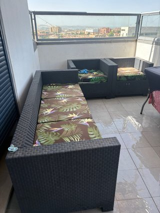Muebles de jardín ratán negro y cojines