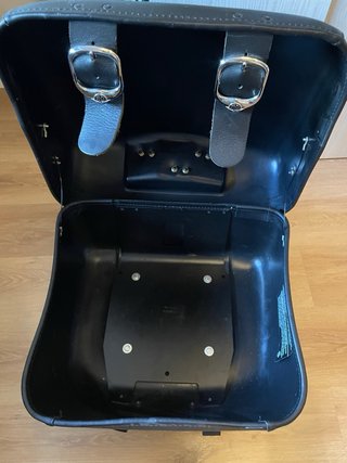 Baúl Tour-Pak Harley-Davidson Negro