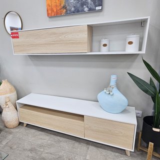 Mueble de salón alto y bajo