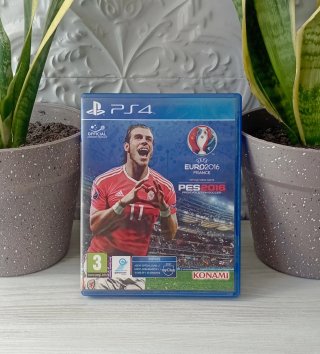 PES 2016: Pro Evolution Soccer PS4