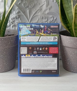 PES 2018: Pro Evolution Soccer PS4
