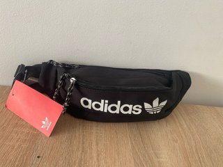 Riñonera Adidas Negra