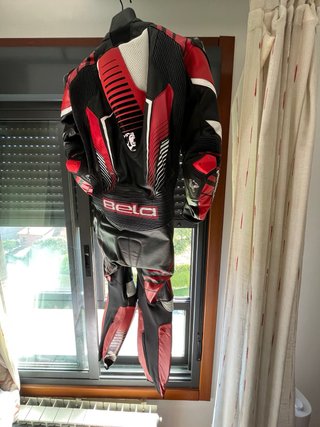 Mono de moto Bela 1 pieza sin estrenar T46