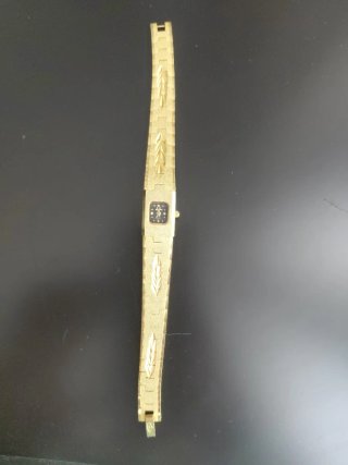 Reloj chapado en oro 22K!