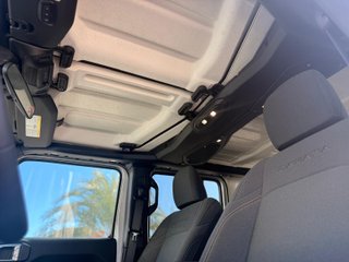Jeep Wrangler 2024