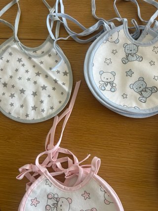 Lote 44 Baberos Ti-Tin Impermeables