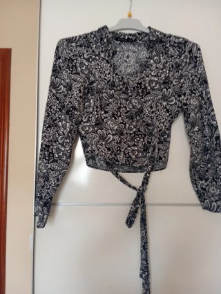 Blusa Stradivarius Talla S Estampada