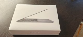 MacBook Pro 13” 2020 i5 16GB RAM 512GB SSD