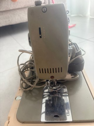 Máquina de coser Wertheim