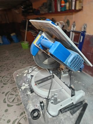 Ingletadora FOX con mesa y disco