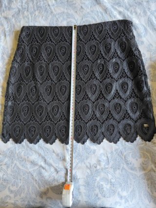 Falda Zara negra encaje