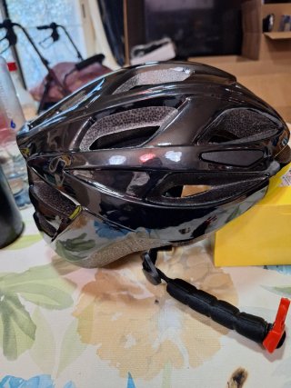 Casco de bicicleta cobre