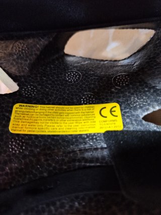 Casco de bicicleta cobre