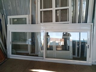 Ventana corredera aluminio blanca